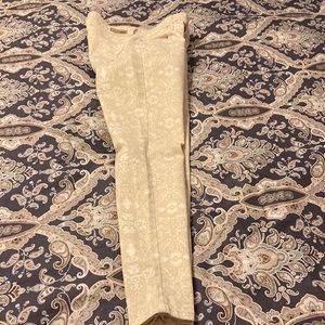 LEVI’S Floral Print Jeans